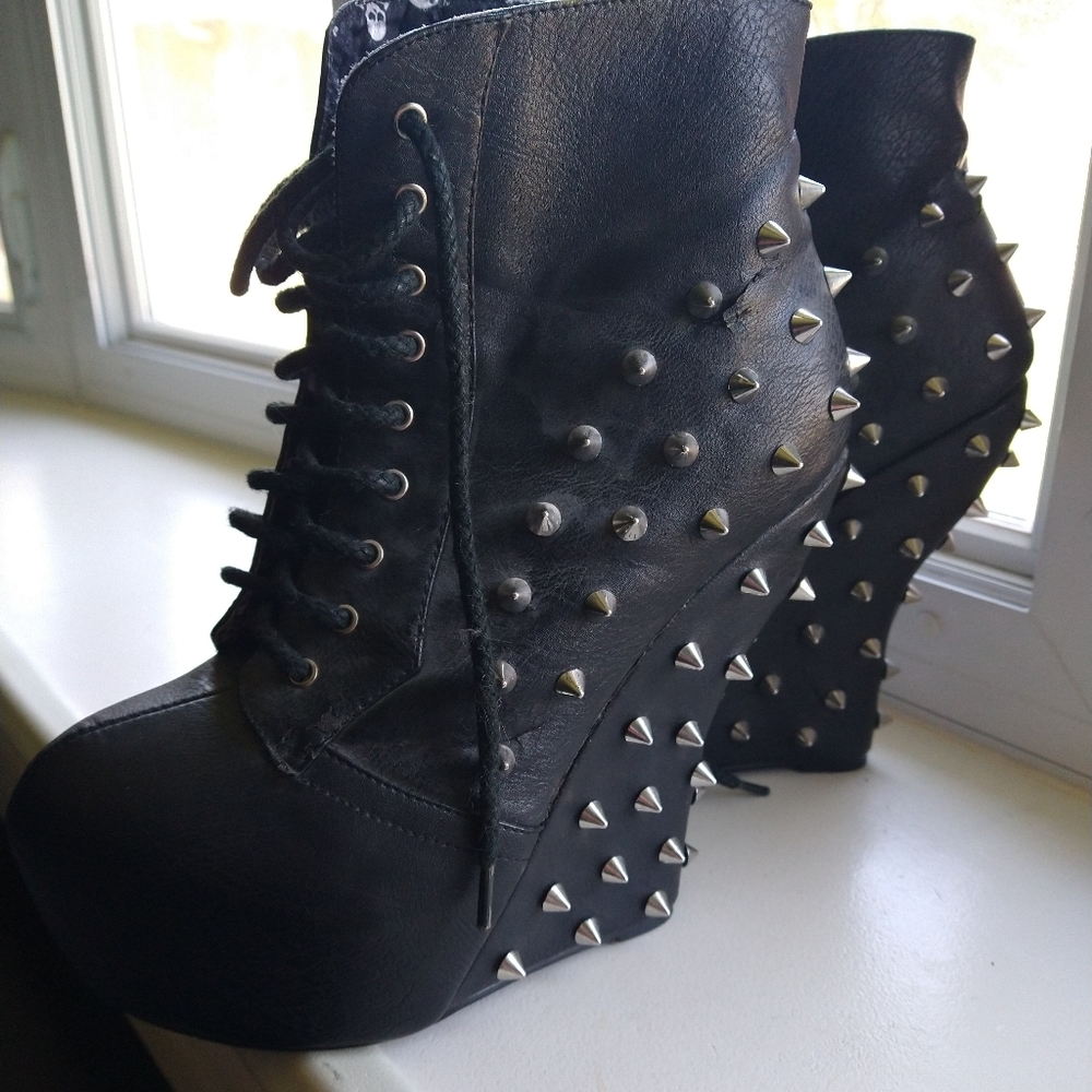 Black faux leather spiked platform booties